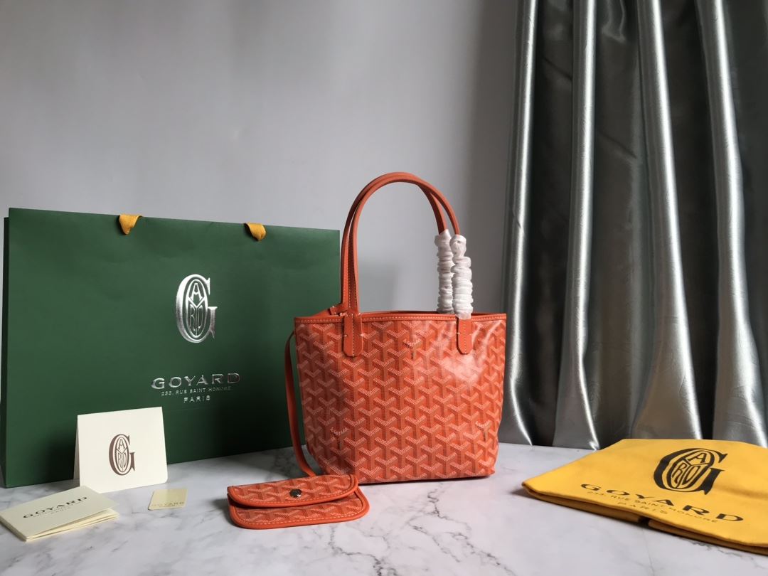 Goyard Shopping Bags